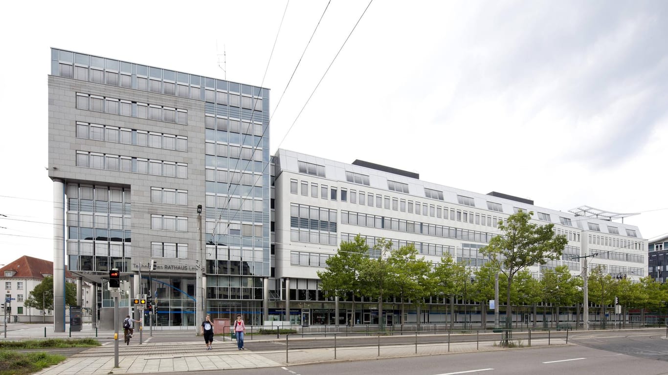 Blick auf das Technische Rathaus in Leipzig (Archivbild): Hier kam es zu einer Bombendrohung.