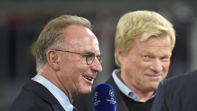 Oliver Kahn (r) übernimmt beim FC Bayern das Amt des Vorstandsvorsitzenden von Karl-Heinz Rummenigge. Oliver Kahn (r) übernimmt beim FC Bayern das Amt des Vorstandsvorsitzenden von Karl-Heinz Rummenigge.