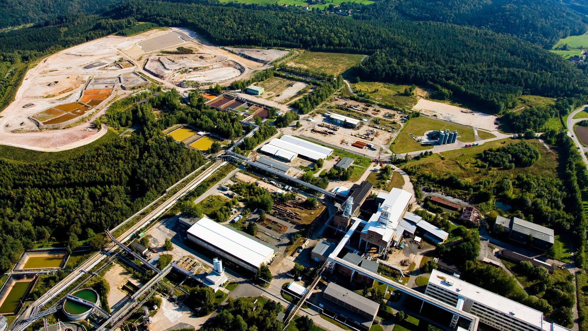 Das Gelände der Wismut GmbH im Südosten Sachsens ist ein Sanierungsgebiet: 216.350 Tonnen Uran gingen von dort in die Sowjetunion. (Archivbild)