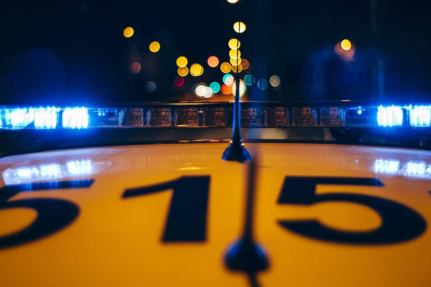 Polizeiauto mit Blaulicht in Spanien: Der Fall ereignete sich in Sant Andreu de la Barca in der Nähe von Barcelona. (Symbolfoto)