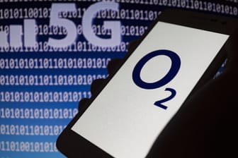 Handy mit O2-Logo: O2 macht großzügiges Testangebot