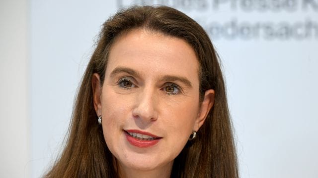 Sandra von Klaeden, Präsidentin des Niedersächsischen Landesrechnungshofes Sandra von Klaeden, Präsidentin des Niedersächsischen Landesrechnungshofes