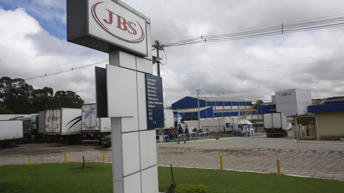Weltgrößter Fleischkonzern JBS: Das Unternehmen wurde von einer Cyber-Attacke getroffen, die die Produktion beeinflusste.