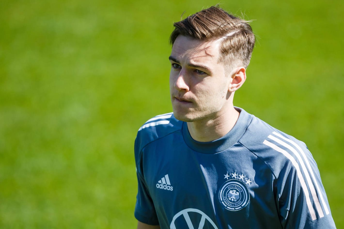 Angeblich bald im Bayern-Trikot: Gladbach-Profi Florian Neuhaus hat sich zu den Gerüchten um einen Transfer nach München geäußert.