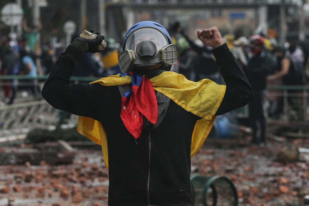 Protest gegen die Regierung in Bogota: Eine Steuerreform hatte die Menschen im ganzen Land verärgert.