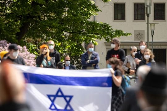 Kundgebung "Gegen jeden Antisemitismus!"