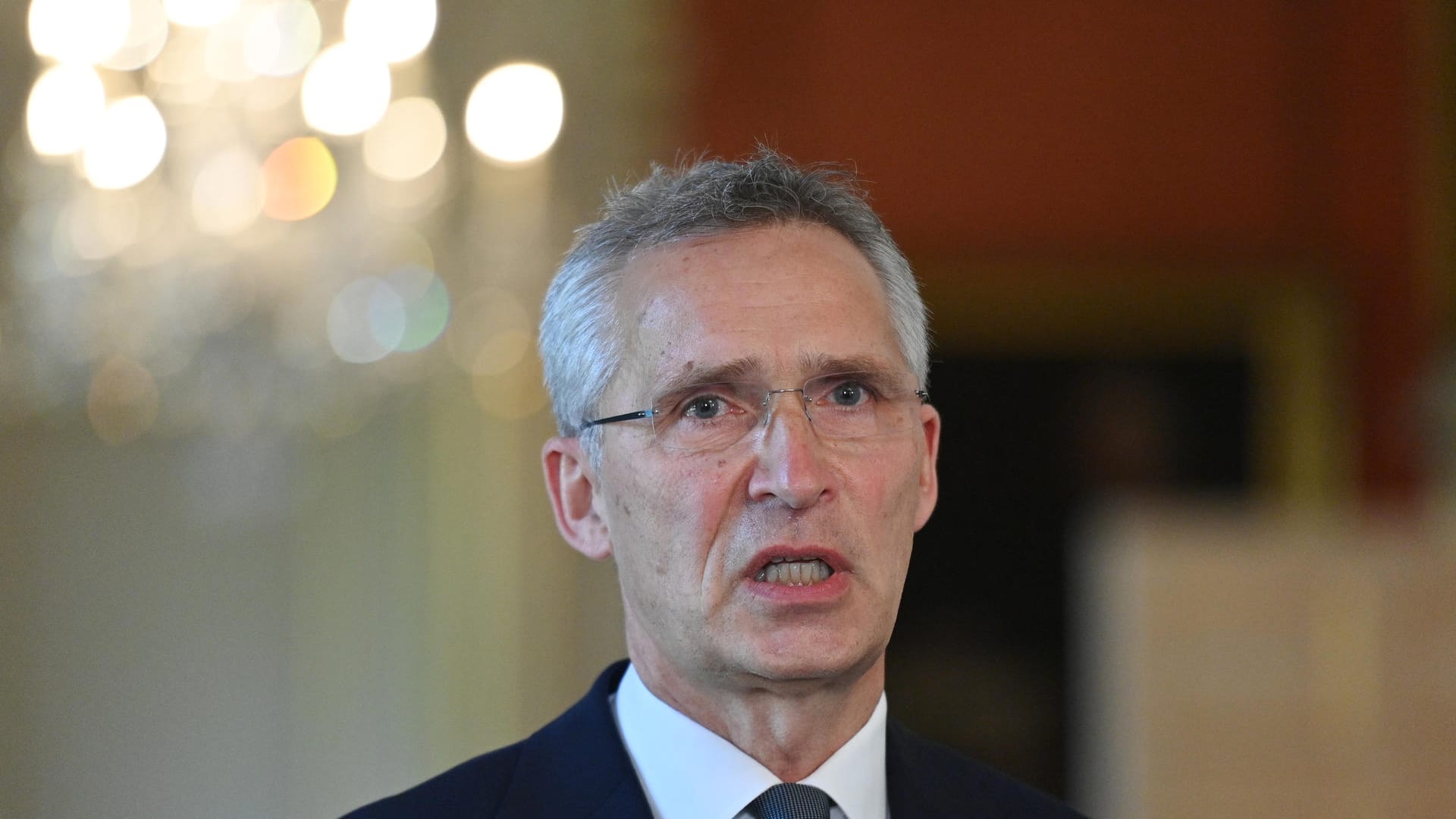 Jens Stoltenberg bei einem Besuch in London: Der Nato-Generalsekretär fordert von den Beteiligten in der NSA-Affäre volle Transparenz. Jens Stoltenberg bei einem Besuch in London: Der Nato-Generalsekretär fordert von den Beteiligten in der NSA-Affäre volle Transparenz.