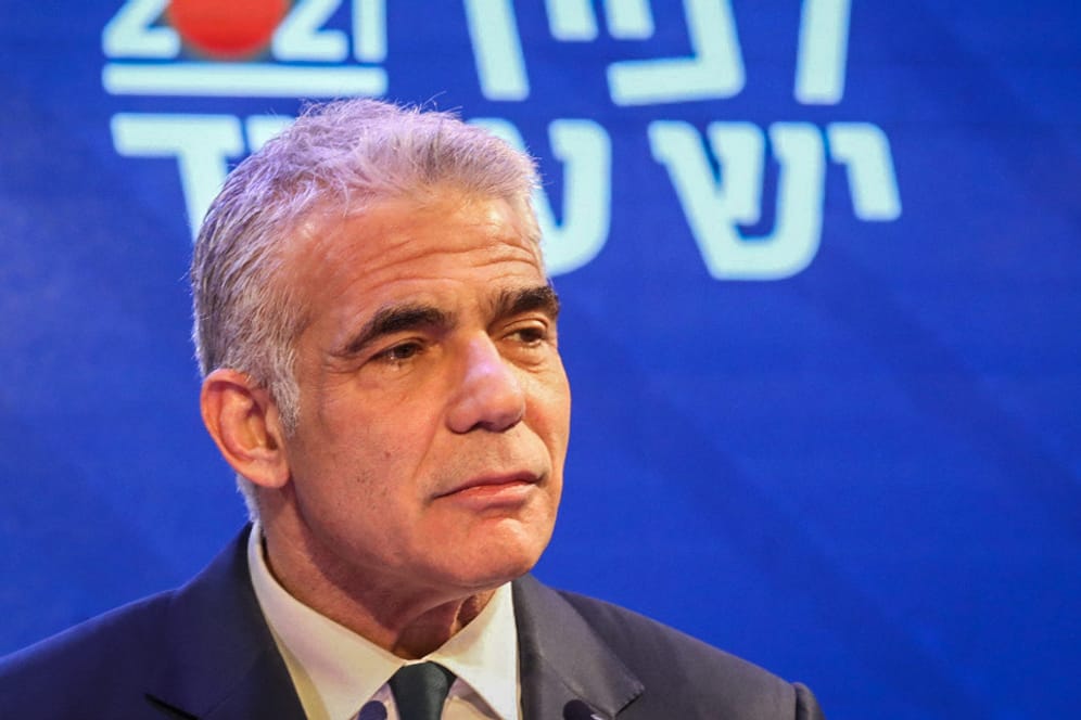 Jair Lapid, Vorsitzender der Partei Yesh Atid: Gemeinsam mit mehreren Parteien will er eine Regierung ohne den bisherigen Ministerpräsidenten Benjamin Netanjahu bilden (Archivfoto).