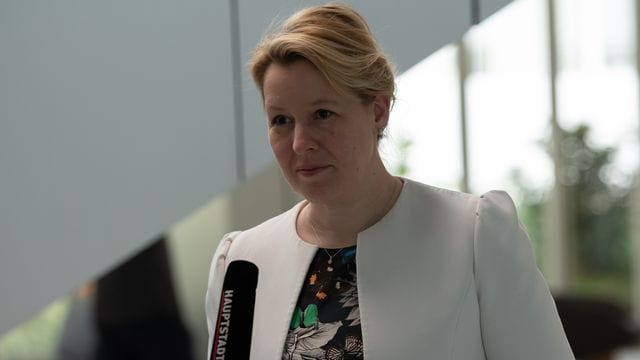 Franziska Giffey (SPD): Behält sie ihren Doktortitel?