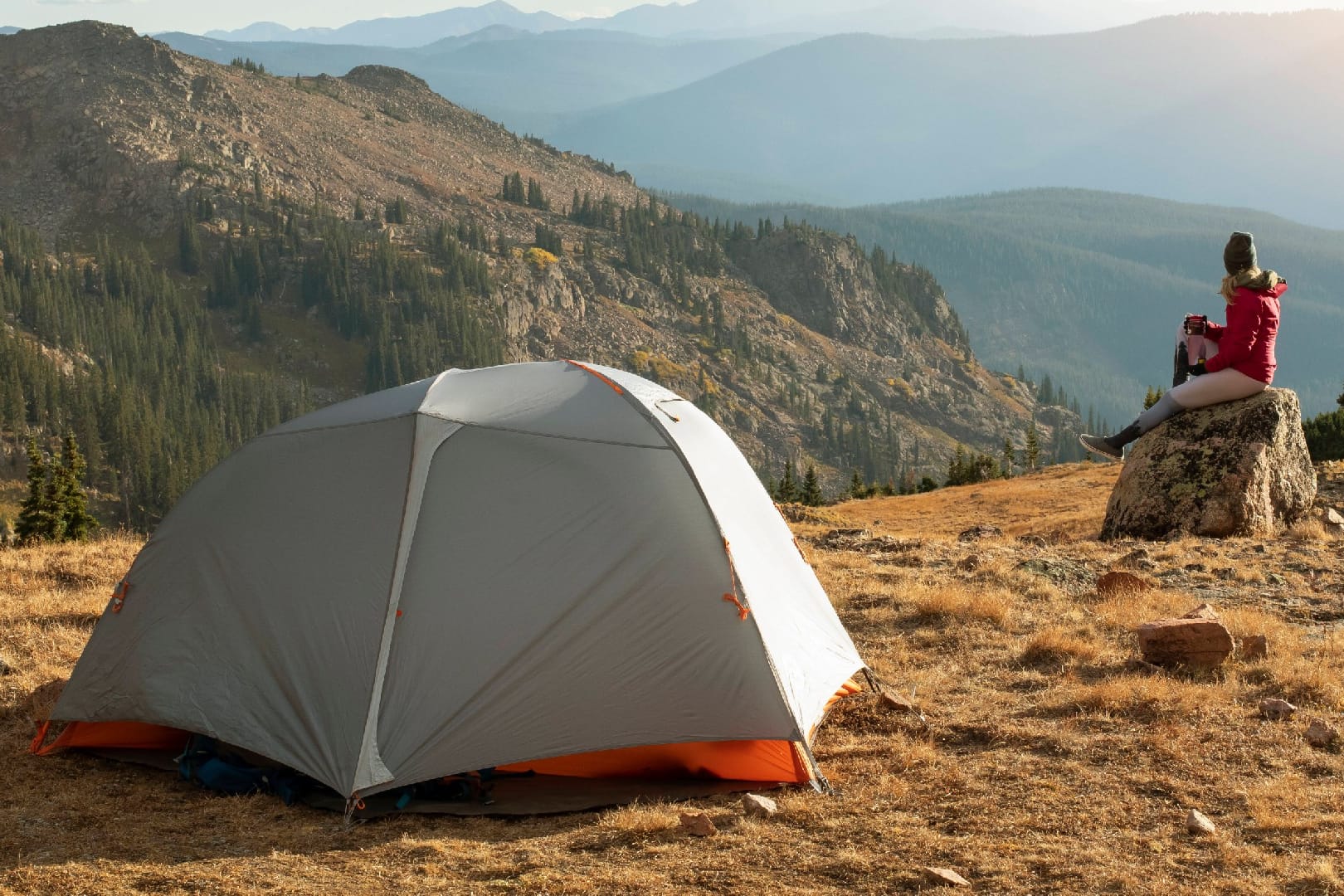 Camping-Urlaub: Heute ist ein stabiles Zelt für vier Personen stark reduziert.