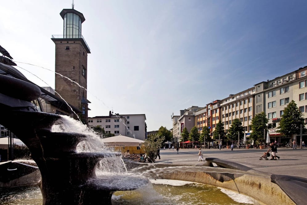 Der Friedrich-Ebert-Platz in der Hagener Innenstadt: Die Stadt lockert ihre Corona-Regeln.