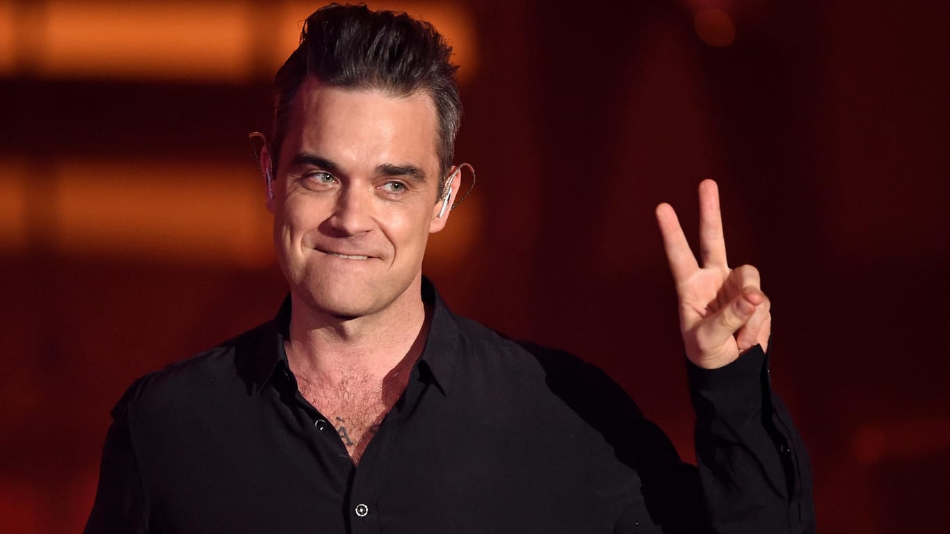 Robbie Williams: Der Popstar hat keine Haare mehr. Jedenfalls nicht auf dem Kopf, wie ein Instagramvideo seiner Frau beweist.