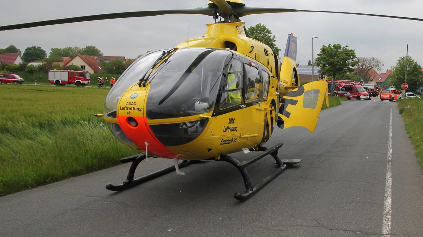 Schwerer Verkehrsunfall im Kreuzungsbereich - Landkreis Goslar - Ortsteil Bredelem Auf der L515 kam es am heutigen Nachm