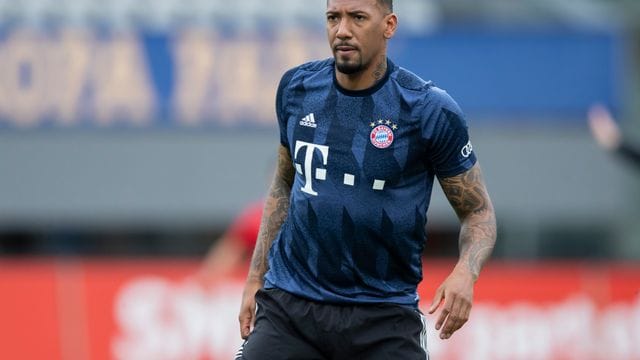 Sein Vertrag beim FC Bayern München wurde nach zehn Jahren nicht verlängert: Jerome Boateng. Sein Vertrag beim FC Bayern München wurde nach zehn Jahren nicht verlängert: Jerome Boateng.