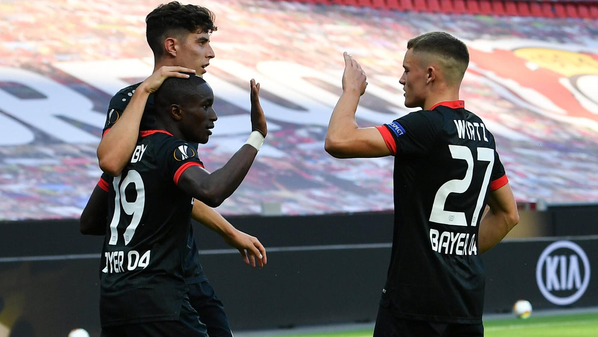 Zusammen mit Kai Havertz (l.) stand Florian Wirtz in der Saison 2019/20 auf dem Platz.