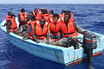 Immer mehr Geflüchtete kommen auf der italienischen Insel Lampedusa an: Die europäische Politik ignoriert das Problem weitestgehend.