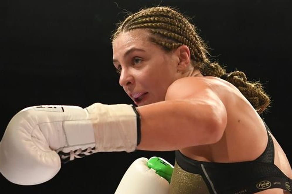 Profi-Boxweltmeisterin Christina Hammer