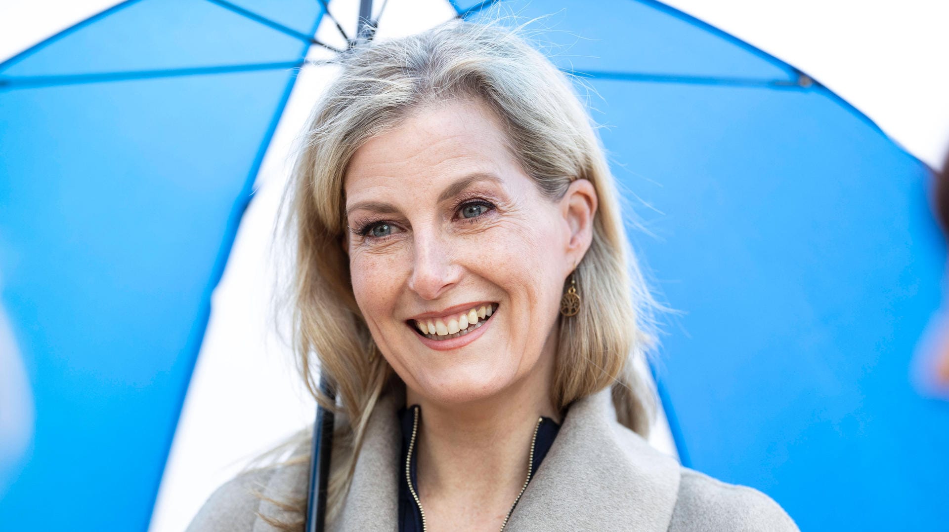 Herzogin Sophie bei einem Pressetermin. Die Frau von Prinz Edward rückt zunehmend ins Licht der Öffentlichkeit. Herzogin Sophie bei einem Pressetermin. Die Frau von Prinz Edward rückt zunehmend ins Licht der Öffentlichkeit.