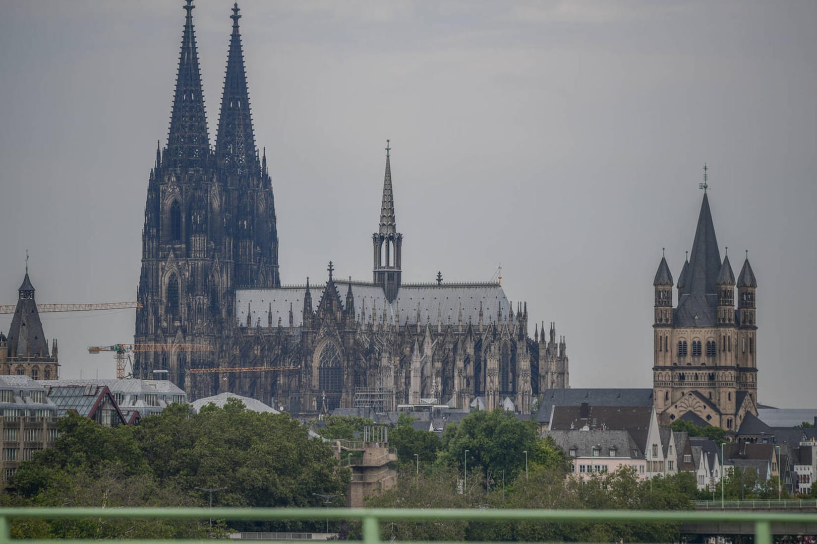 Kölner Altstadt (Archivbild): Der Klimawandel wird die Domstadt verändern.