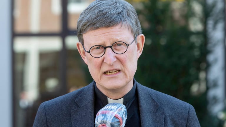 Kardinal Rainer Maria Woelki (Archivbild): Der Kölner Erzbischof will weiter an seinem Amt festhalten.