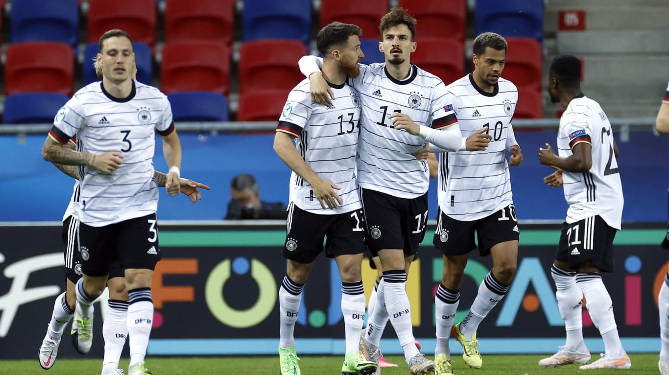 Hatten allen Grund zu feiern: Die deutsche U21 nach dem Halbfinal-Sieg gegen die Niederlande.