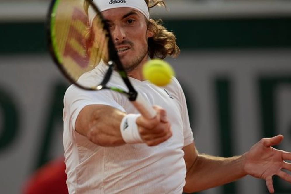 Tsitsipas setzte sich im French-Open-Achtelfinale mit 6:3, 6:2, 7:5 gegen den Spanier Pablo Carreno Busta durch.