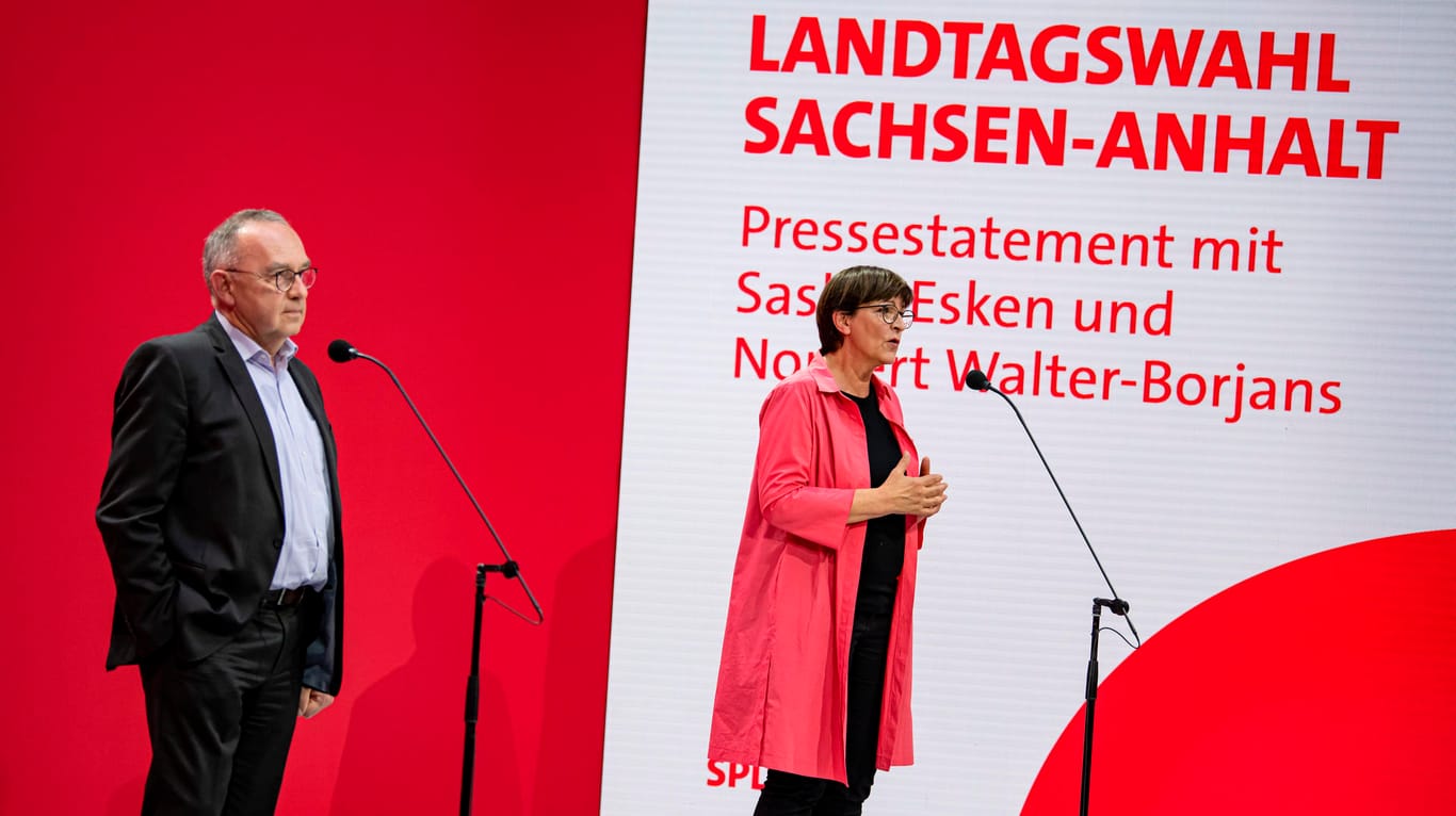 Norbert Walter-Borjans (links) und Saskia Esken (rechts): Die SPD-Parteivorsitzenden äußern sich zu ihrer Wahlniederlage in Sachsen-Anhalt.