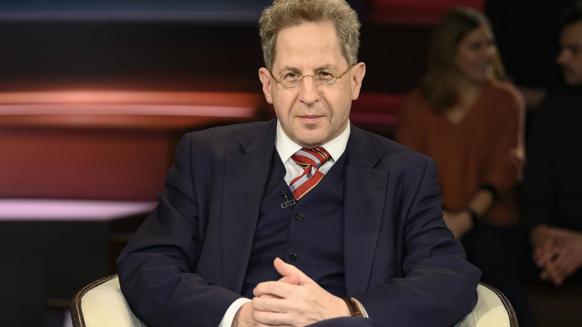 Hans-Georg Maaßen: Der Ex-Verfassungsschutzpräsident eckt mit zahlreichen seiner Äußerungen an. Hans-Georg Maaßen: Der Ex-Verfassungsschutzpräsident eckt mit zahlreichen seiner Äußerungen an.