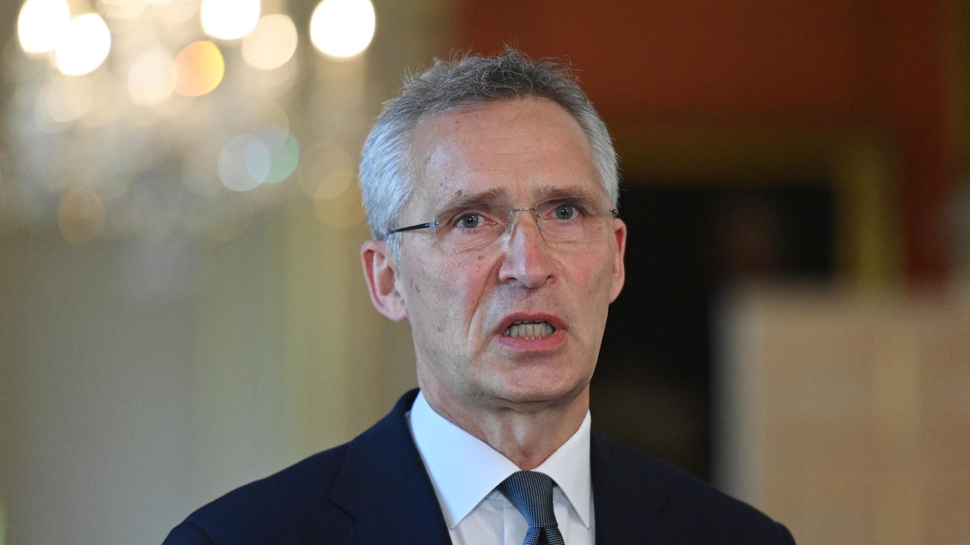 Jens Stoltenberg: Die Nato fordert Moskau auf, an den Verhandlungstisch zurückzukehren. Jens Stoltenberg: Die Nato fordert Moskau auf, an den Verhandlungstisch zurückzukehren.