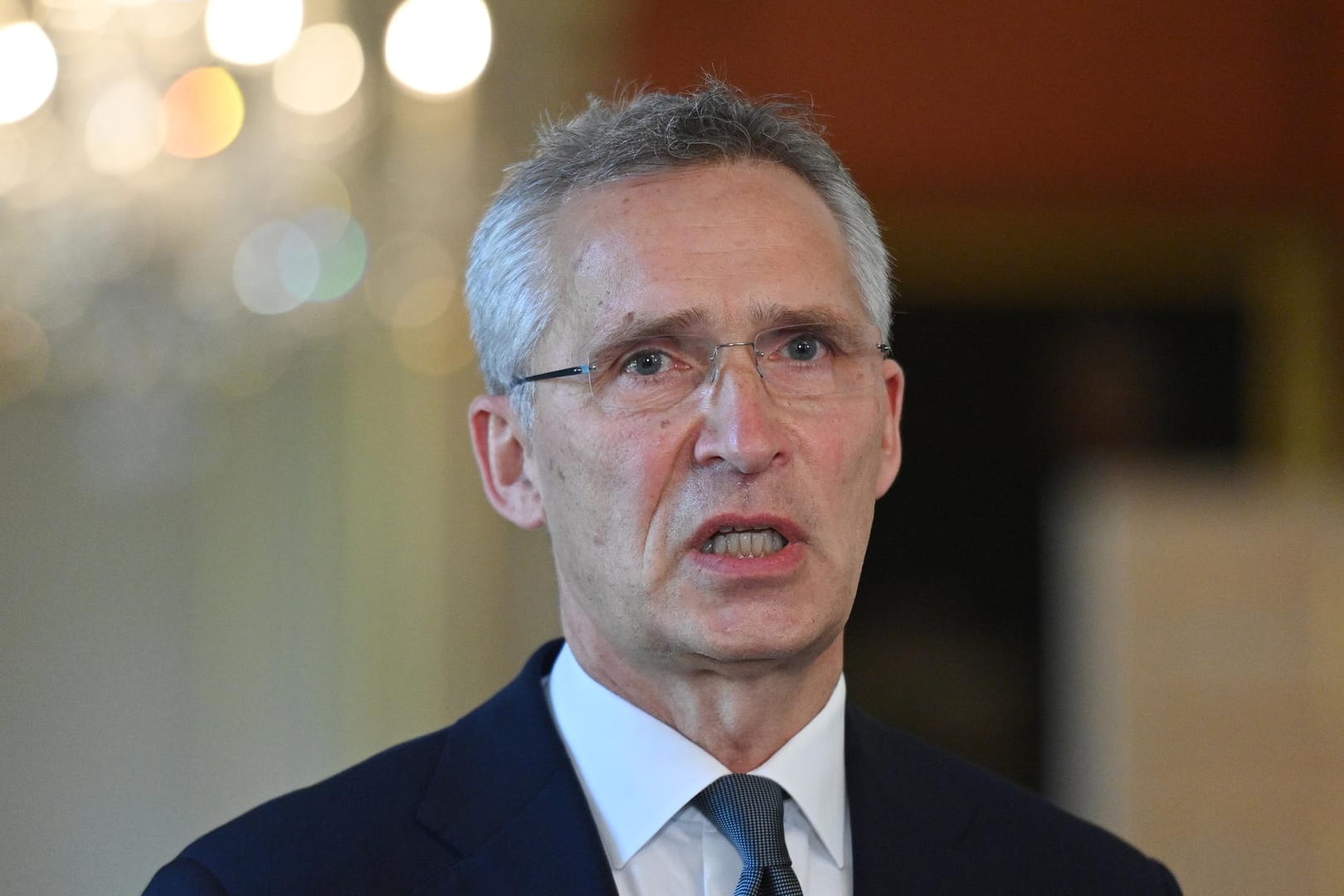 Jens Stoltenberg: Die Nato fordert Moskau auf, an den Verhandlungstisch zurückzukehren.