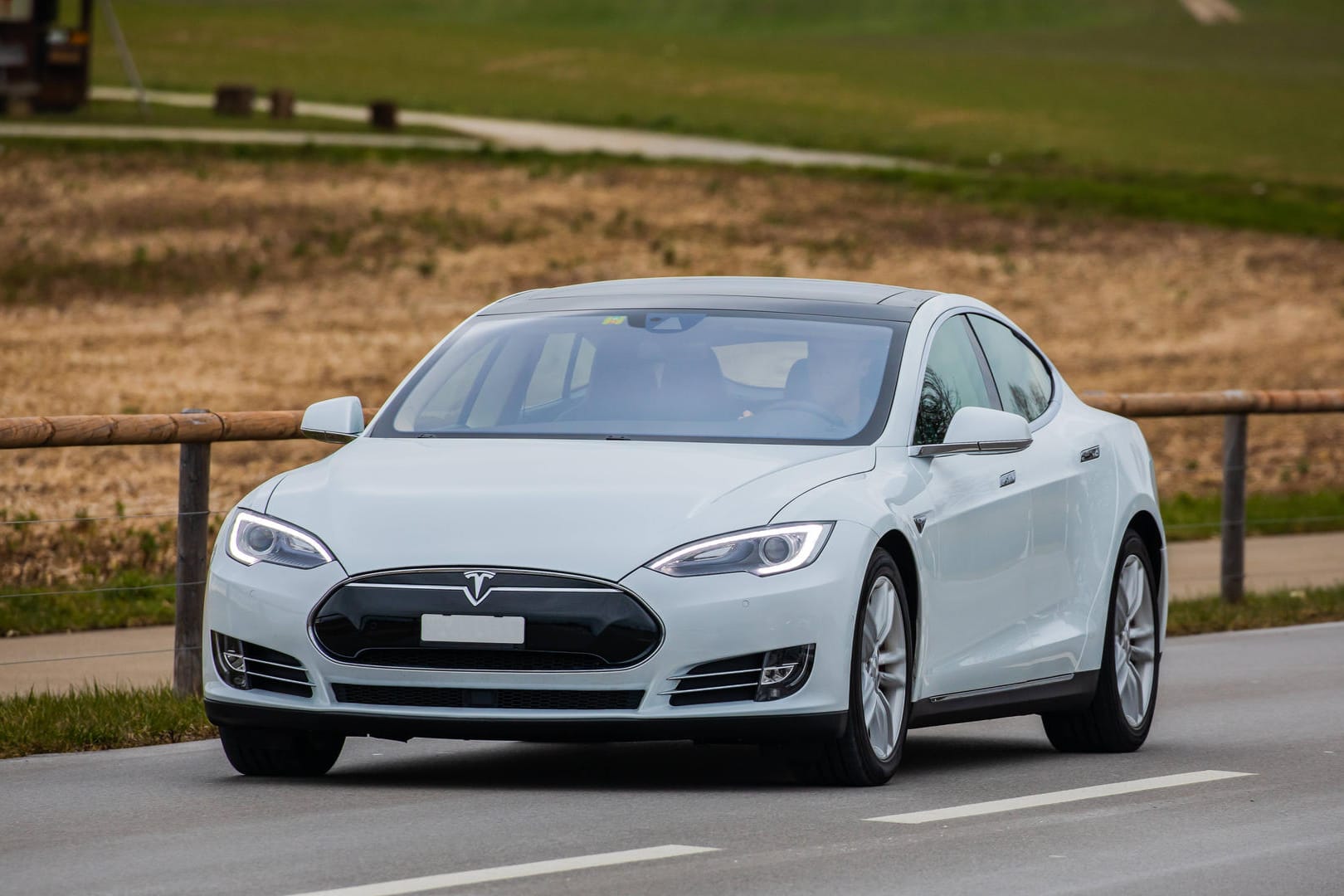 Tesla Modell S: Weil das Basismodell gut genug ist, wird eine noch bessere Variante nicht weiter verfolgt.
