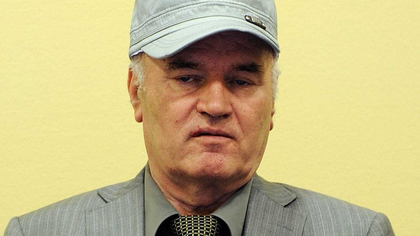 Ratko Mladic wird angeklagt, den Mord an Tausenden Menschen befohlen zu haben (Archivbild).