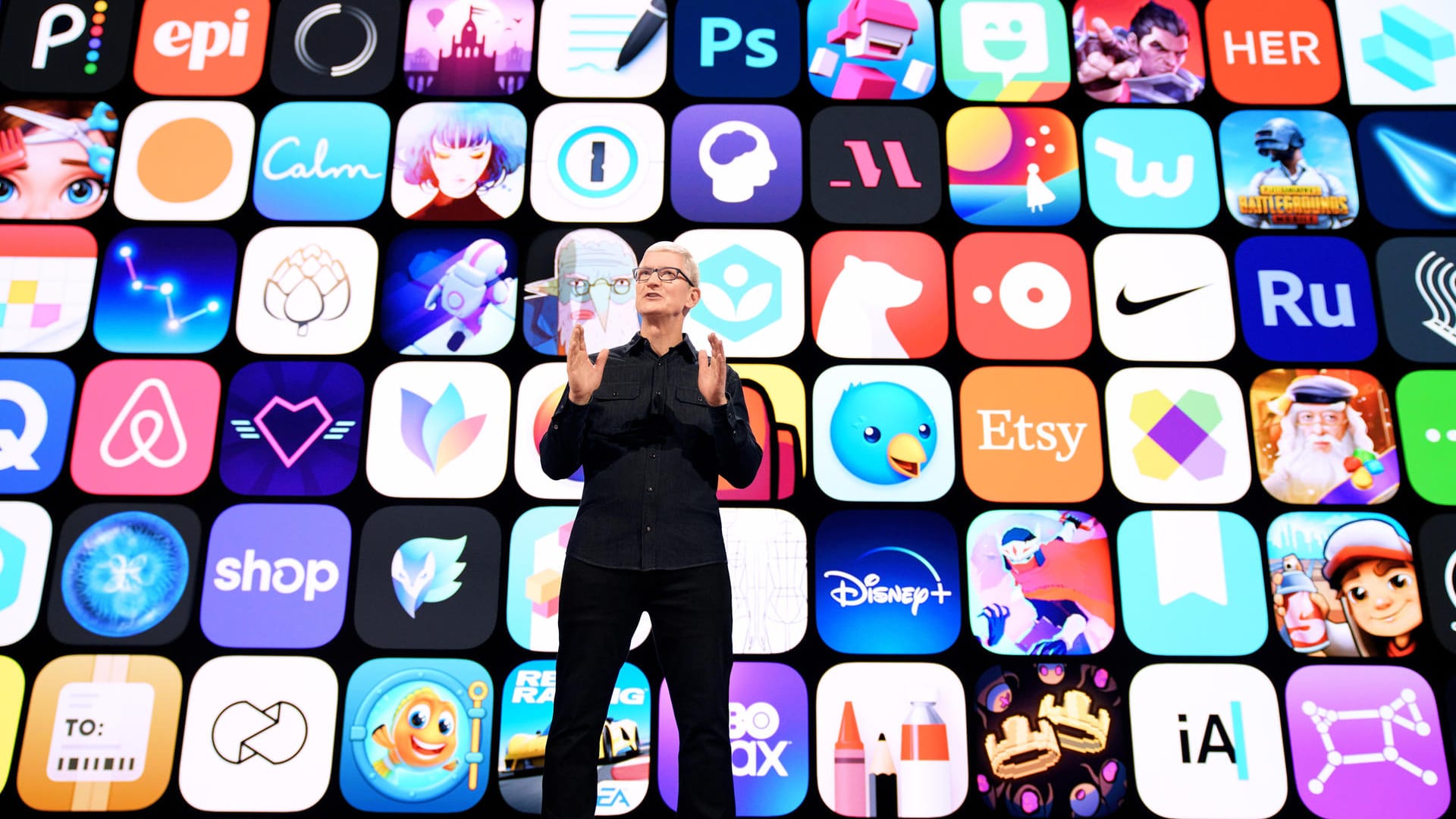 Apple-Chef Tim Cook eröffnet die Online-Entwicklerkonferenz WWDC: Im Herbst wird das neue iPhone-Betriebssystem iOS 15 veröffentlicht.