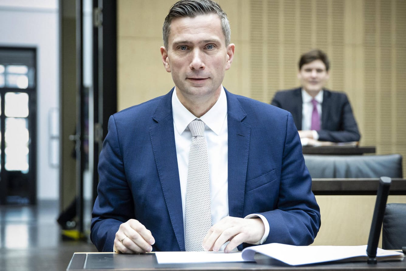 Martin Dulig (SPD), stellvertretender Ministerpräsident von Sachsen: "Objekt nachrichtendienstlicher Informationsbeschaffung".