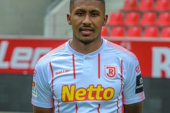 Florian Heister im Trikot des SSV Jahn Regensburg (Archivbild): Er wechselt nach Köln.