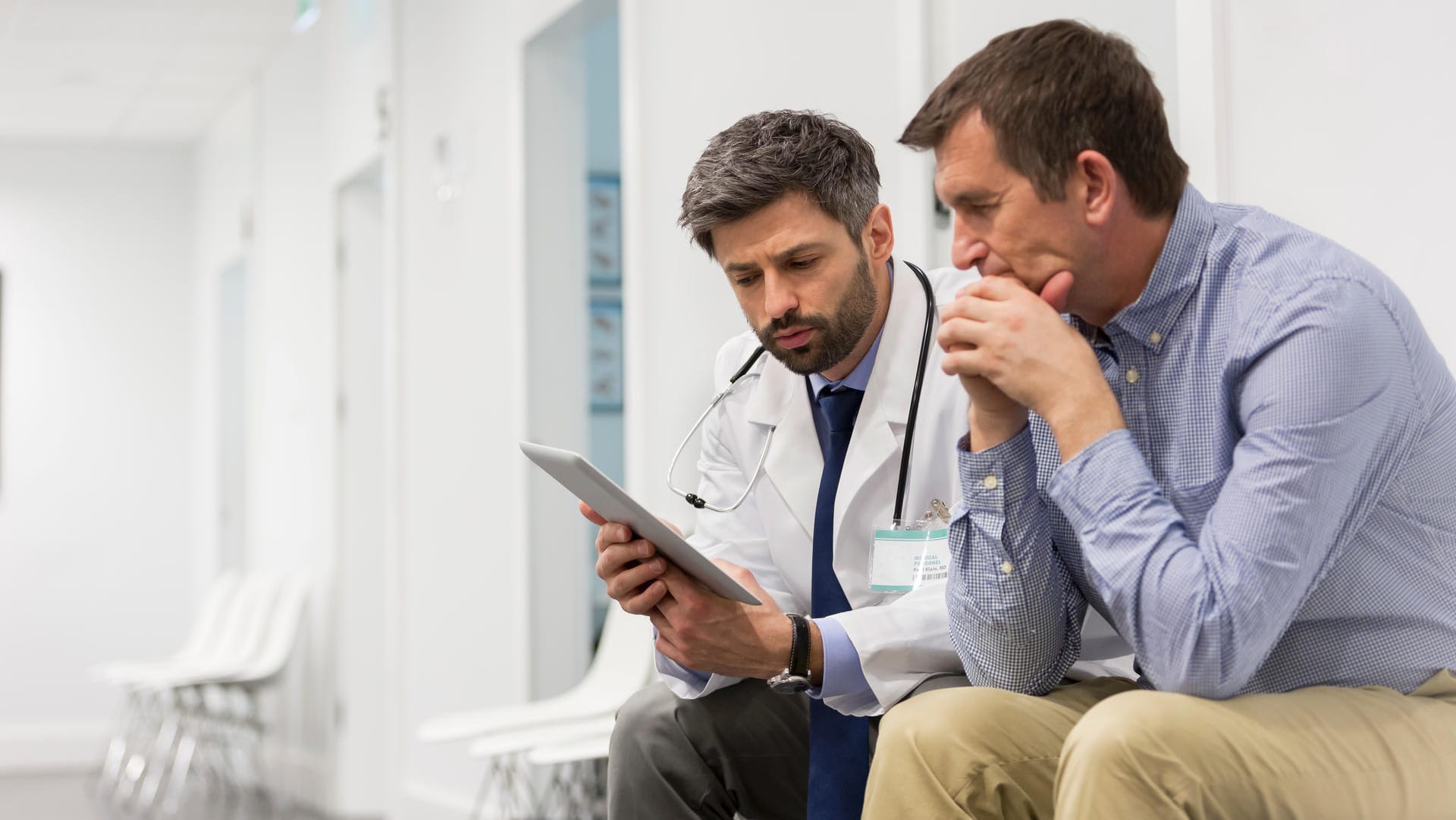Arzt und Patient im Gespräch Arzt und Patient im Gespräch