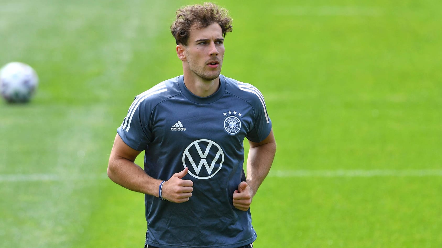 Leon Goretzka: Der Bayern-Profi ist laut einem Medienbericht wieder ins Mannschaftstraining der DFB-Elf zurückgekehrt.