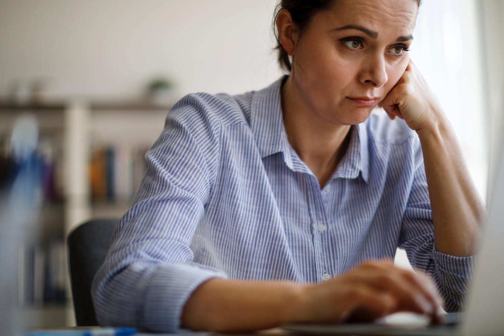 Burnout: Wenn Betroffene immer öfter sagen oder denken "Ich kann nicht mehr, ich will nicht mehr", ist es ratsam, sich professionelle Hilfe zu holen.