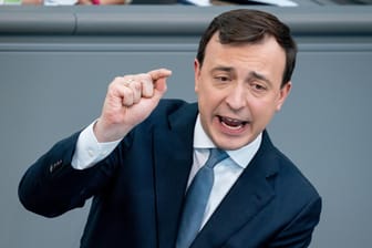Paul Ziemiak, CDU-Generalsekretär im Bundestag: Die CDU wirft der SPD vor "Wahlkampf auf dem Rücken der Schwächeren" zu betreiben.
