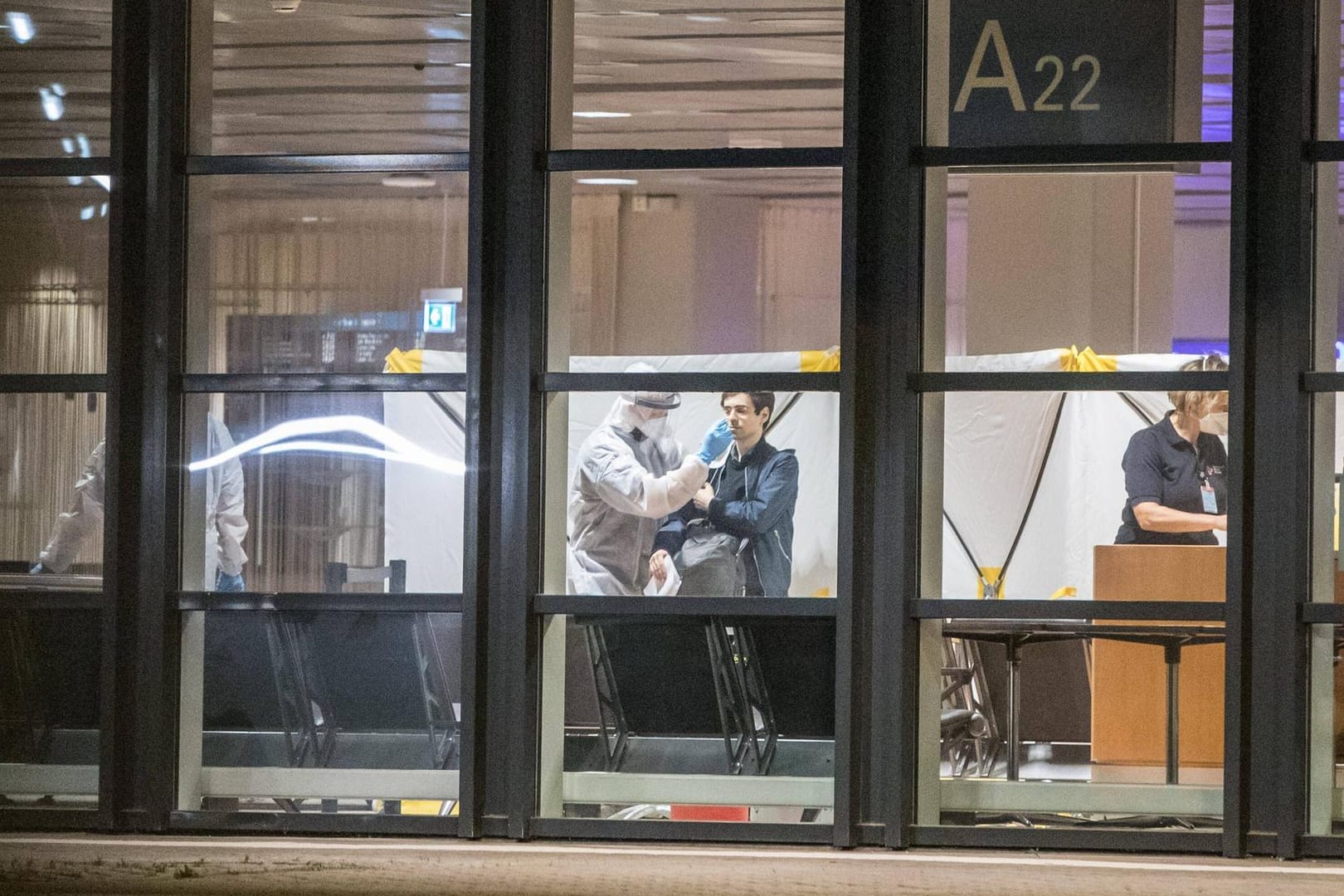 Flughafen Hamburg: Wegen der Corona-Mutation wurden im Winter die Passagierflüge von Großbritannien nach Deutschland verboten (Archivbild).