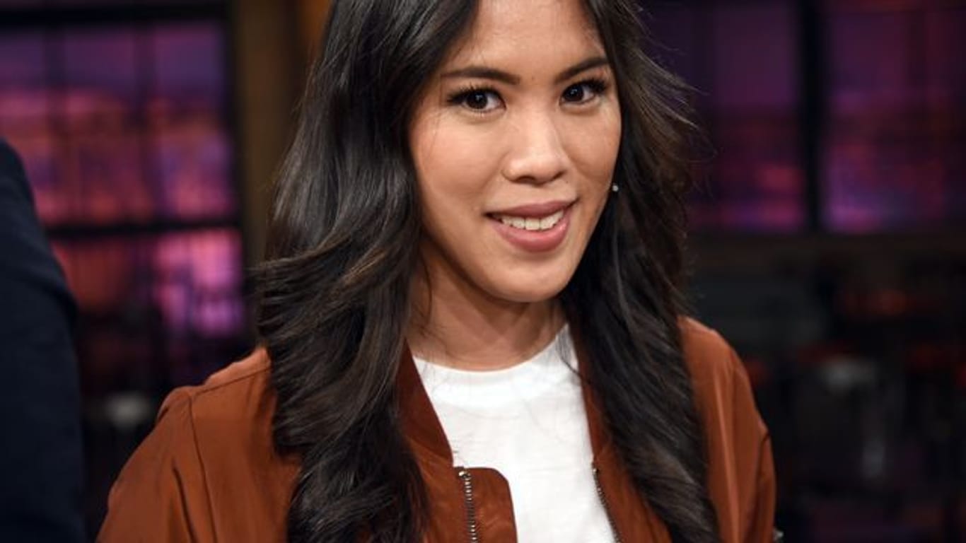 Mai Thi Nguyen-Kim, Moderatorin und Wissenschaftsjournalistin, tritt in der "Carolin Kebekus Show"auf.