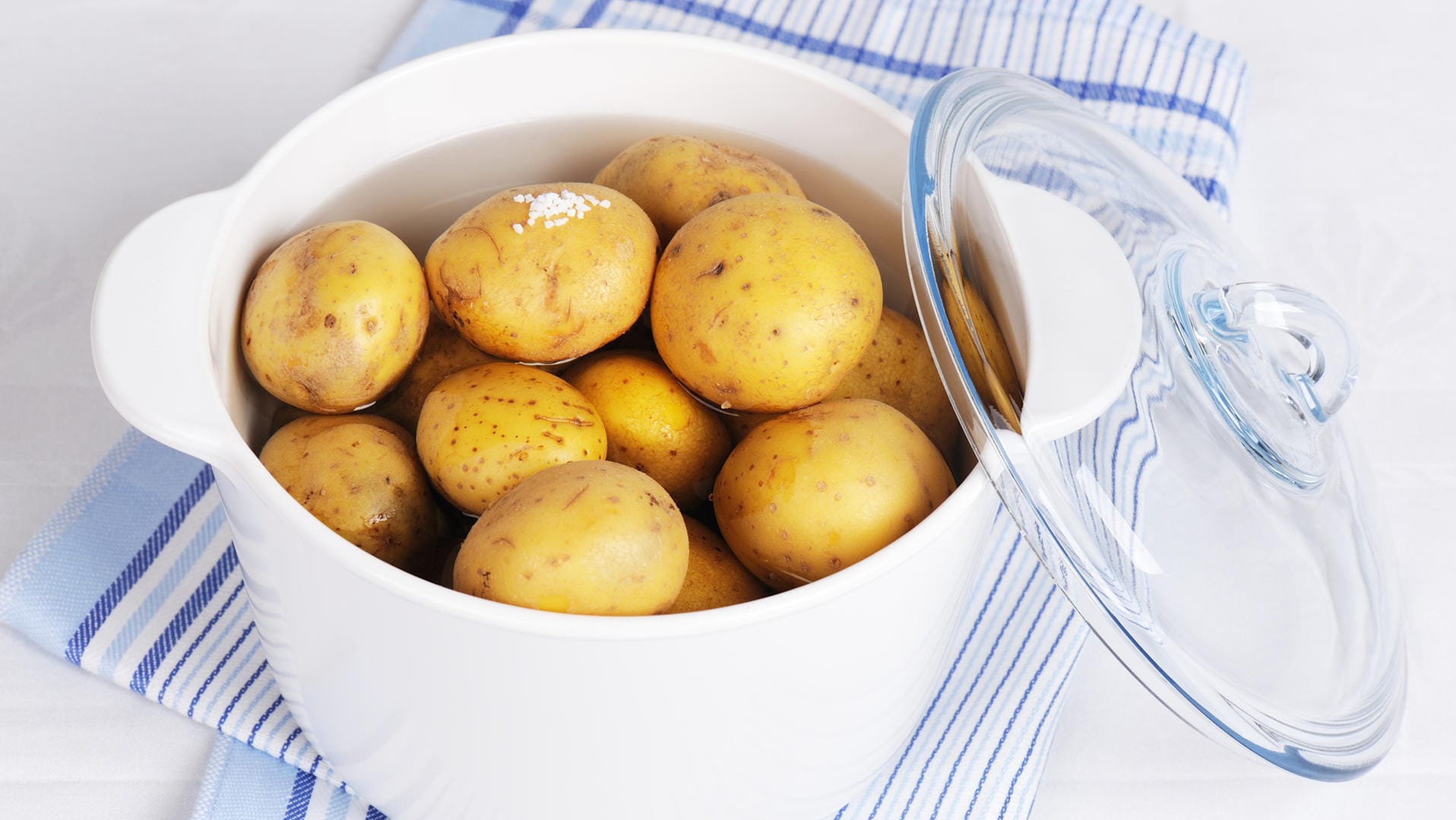 Kartoffeln: Wenn Kartoffeln am nächsten Tag noch einmal aufgewärmt werden, ist ihr Kaloriengehalt gesunken.