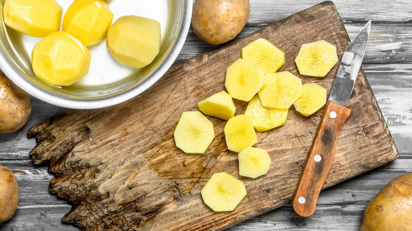 Kartoffeln: Vor dem Einfrieren schneiden Sie sie am besten in Scheiben.