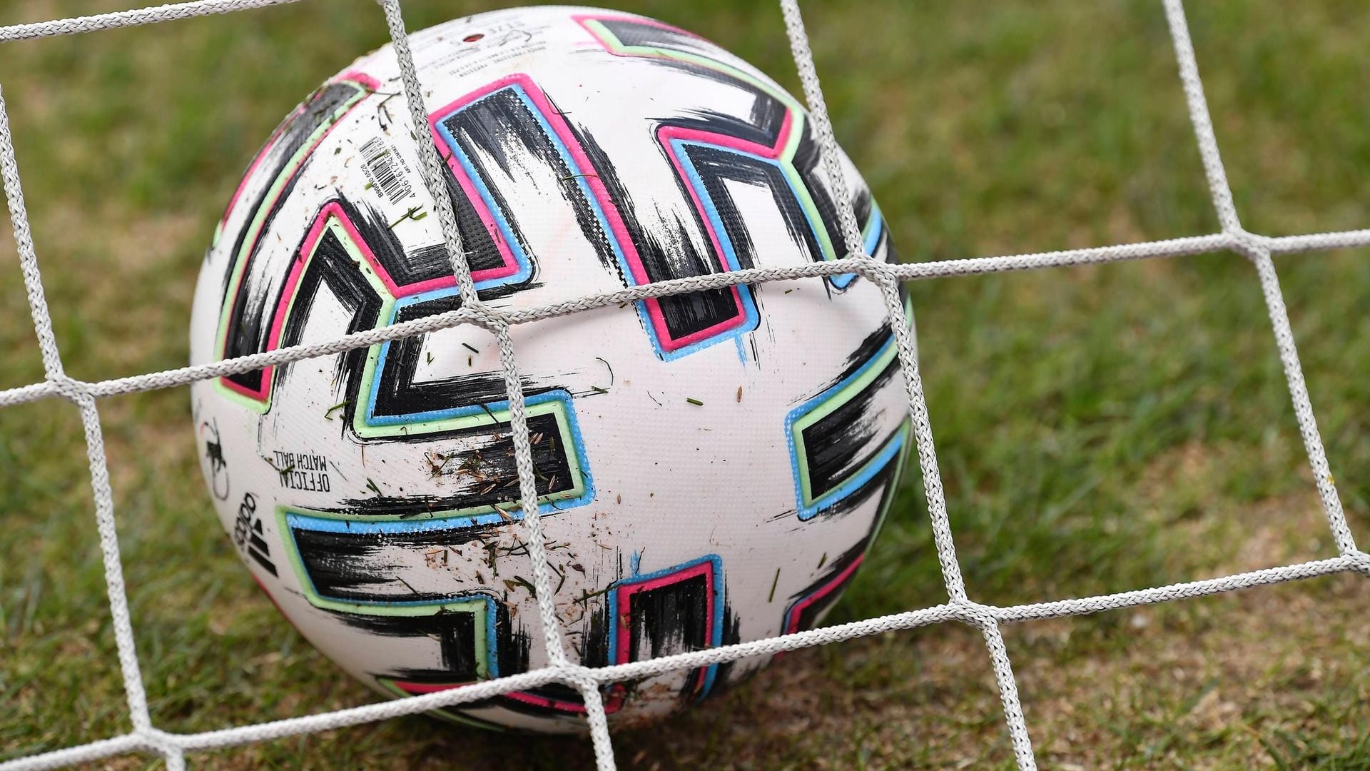 Fußball im Tor: Telekom verschenkt Datenvolumen für Tore der DFB-Elf Fußball im Tor: Telekom verschenkt Datenvolumen für Tore der DFB-Elf