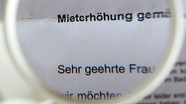 Die Ankündigung einer Mieterhöhung darf zeitlich nicht zu sehr von der Berechnung der ortsübliche Vergleichsmiete abweichen.