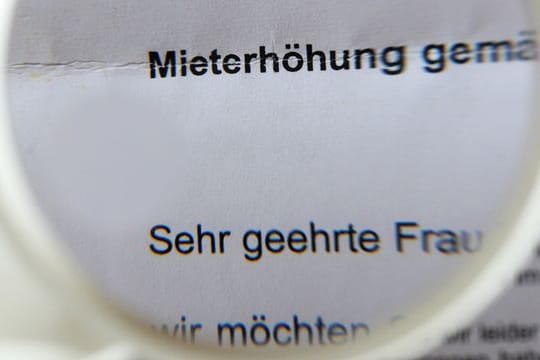 Die Ankündigung einer Mieterhöhung darf zeitlich nicht zu sehr von der Berechnung der ortsübliche Vergleichsmiete abweichen.