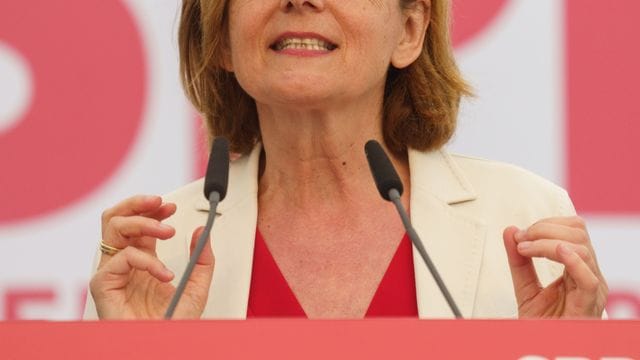 Ministerpräsidentin Malu Dreyer (SPD) spricht Ministerpräsidentin Malu Dreyer (SPD) spricht