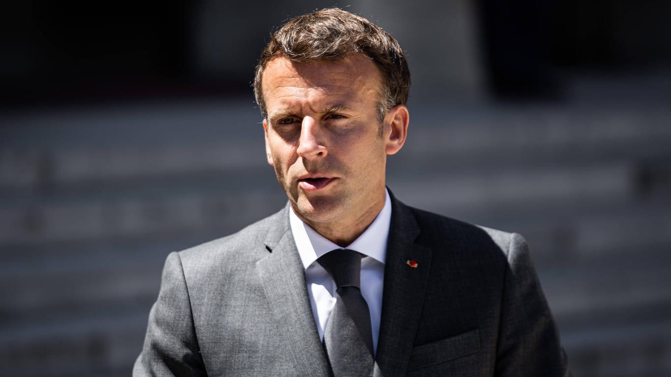 Emmanuel Macron, Präsident Frankreichs: Der Angreifer wollte seine Unzufriedenheit mit Macrons Politik zum Ausdruck bringen.