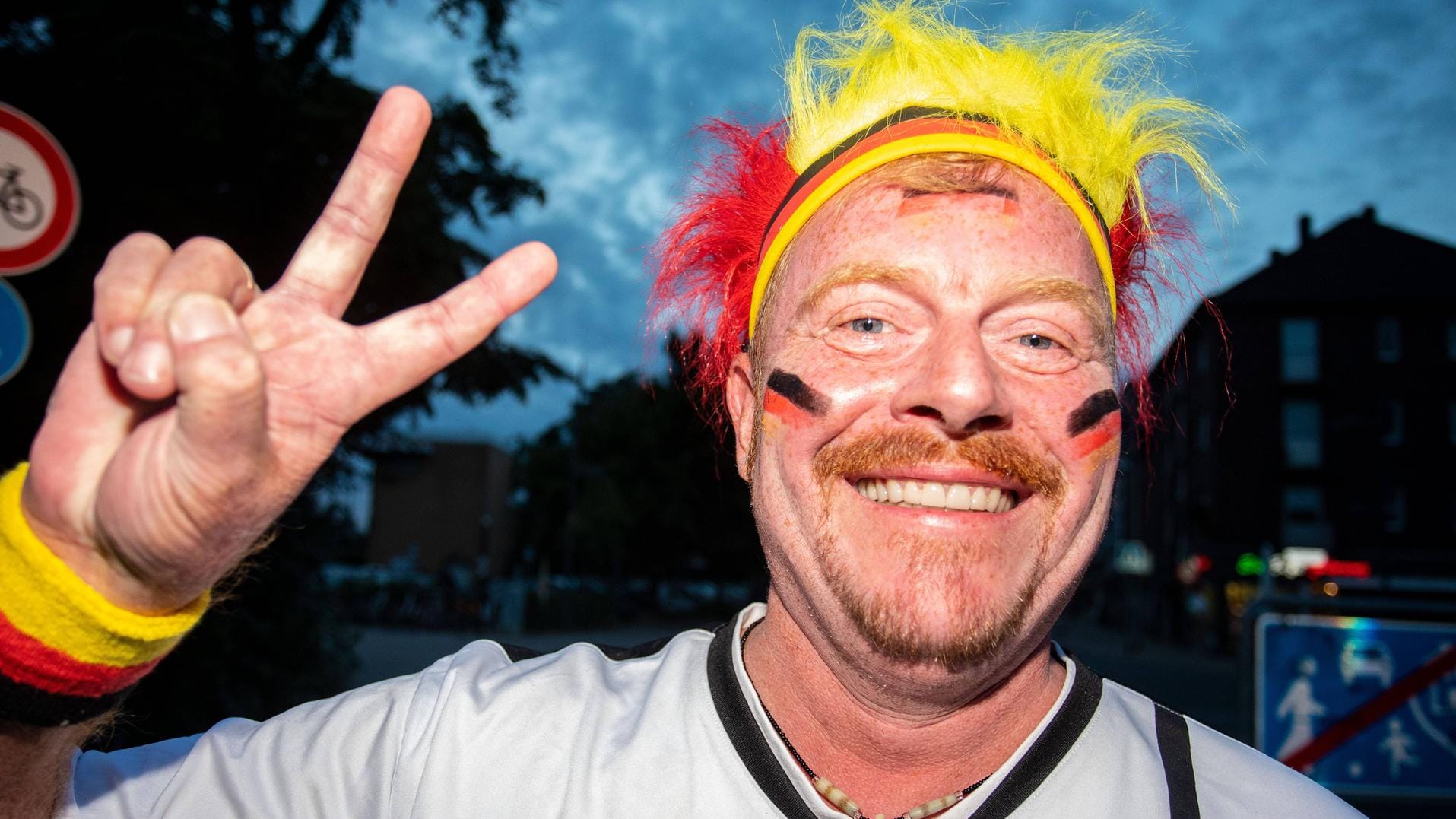 Fan der deutschen Nationalmannschaft bei der WM 2018: Diesen Sommer wird es wieder einige Möglichkeiten geben, gemeinsam mitzufiebern.