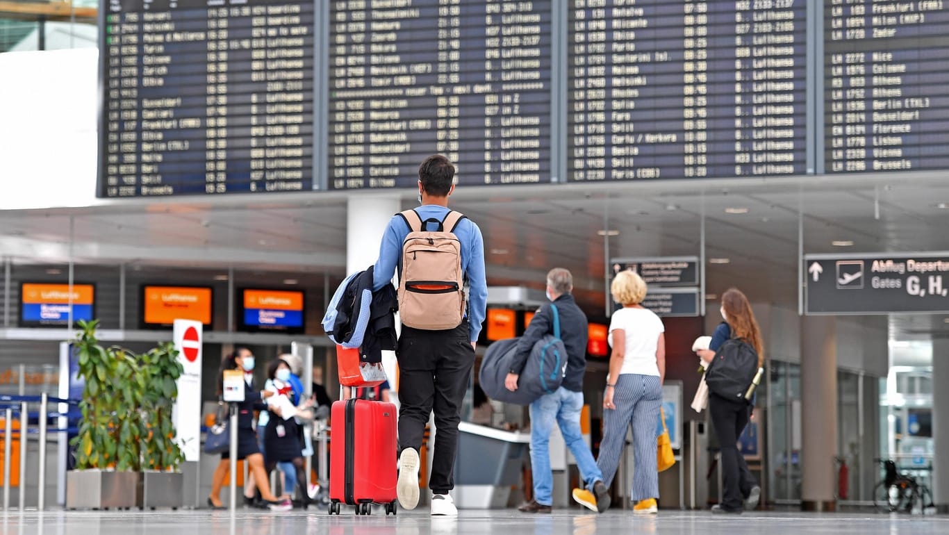 Flughafen München: "Nach langen Monaten des Lockdowns dürfen wir uns auf mehr Normalität freuen, das gilt auch für das Reisen", erklärte Außenminister Heiko Maas.